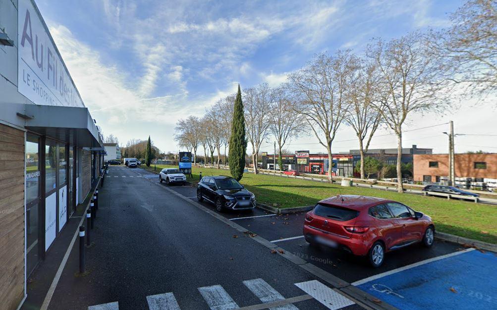 Commerce Balma 657m² Location commerce Balma Haute-Garonne OLCOM2419333 2